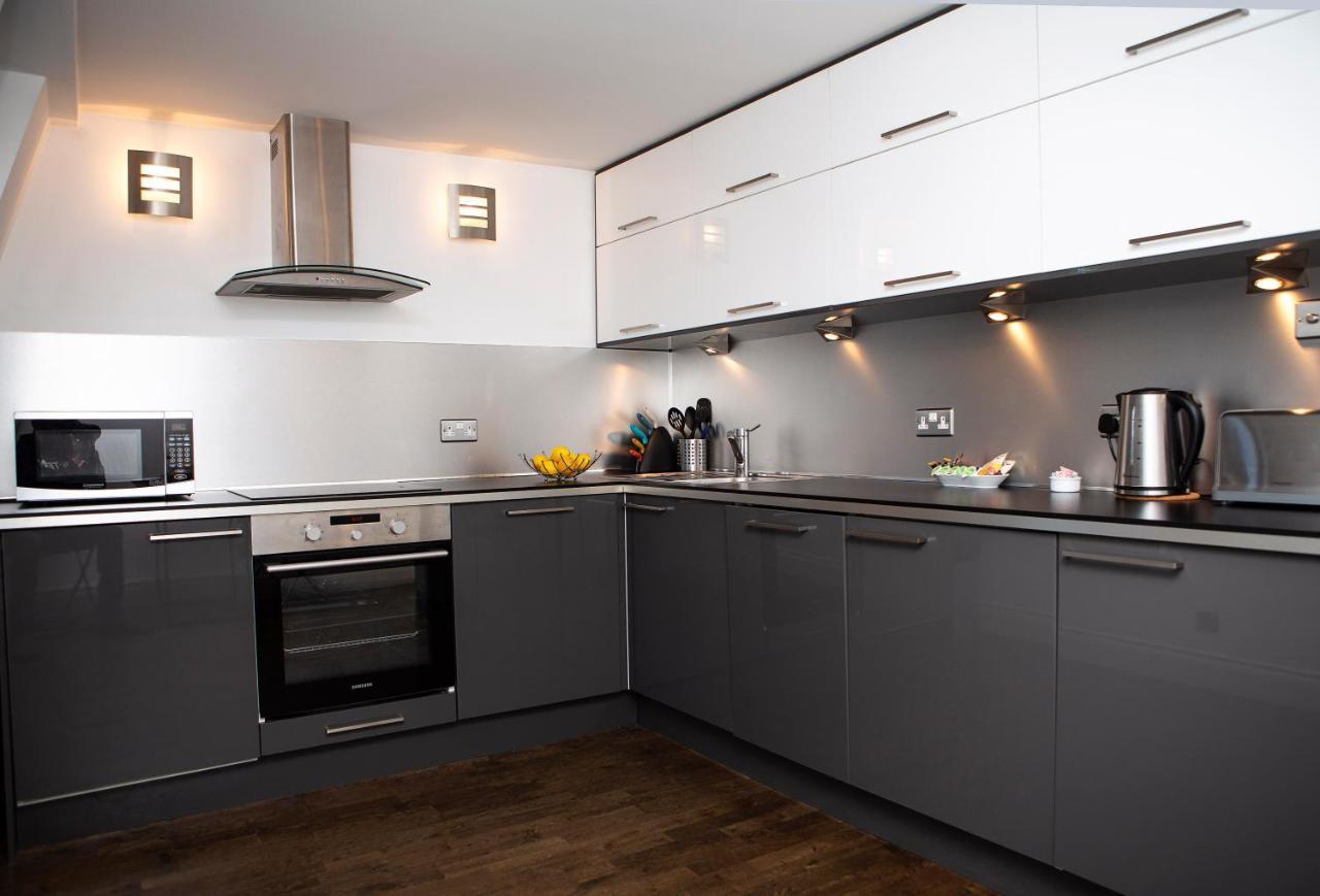 Apt 3, Trafalgar Sq Duplex, 3Rd & 4Th Floor By Indigo Flats Londres Exterior foto