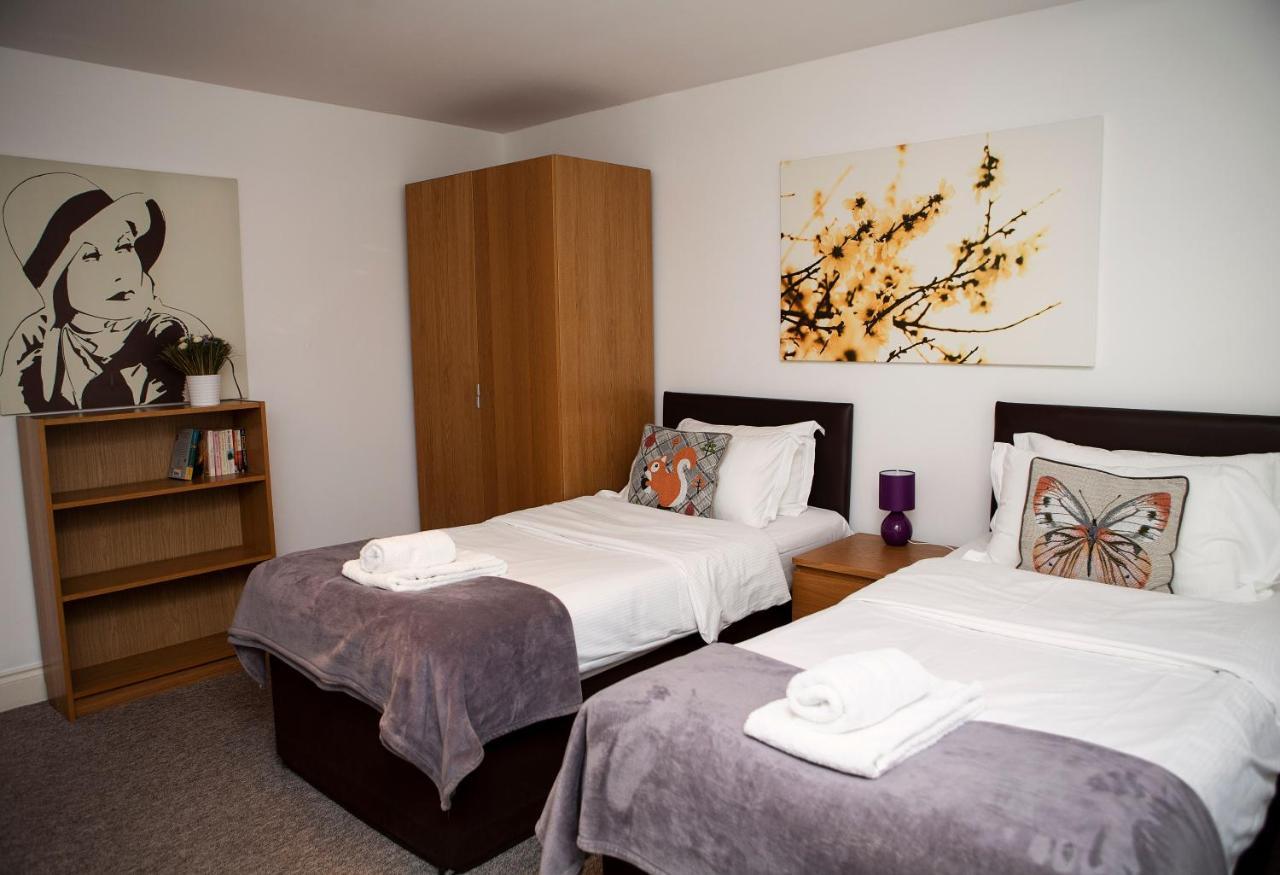 Apt 3, Trafalgar Sq Duplex, 3Rd & 4Th Floor By Indigo Flats Londres Exterior foto